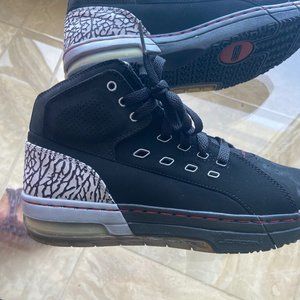 Nike Jordan Jumpman Sneakers Ol'School Size 6.5 (Black/Red/Grey)